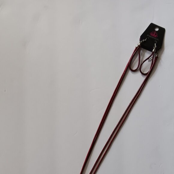 Leather Necklace with Earrings - Picture 3 of 3